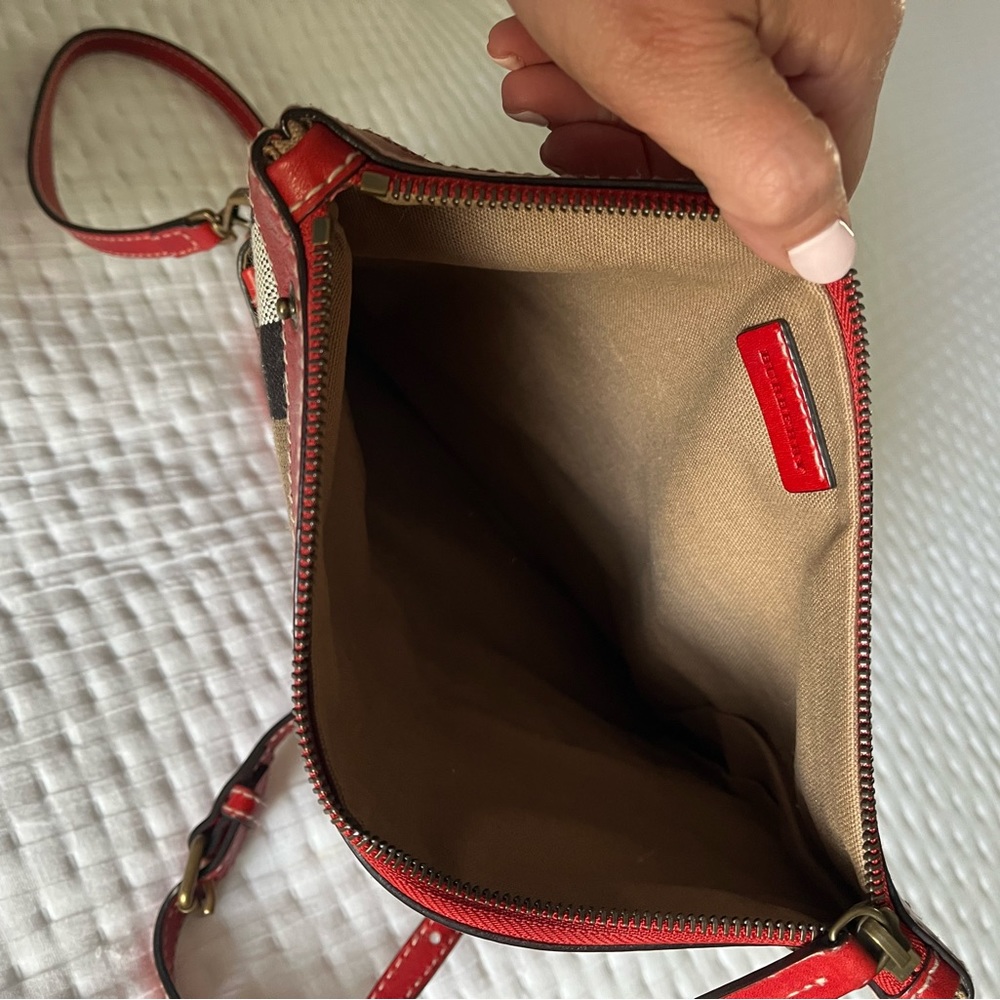 Burberry Canvas Mega Check crossbody - Picture 5 of 9